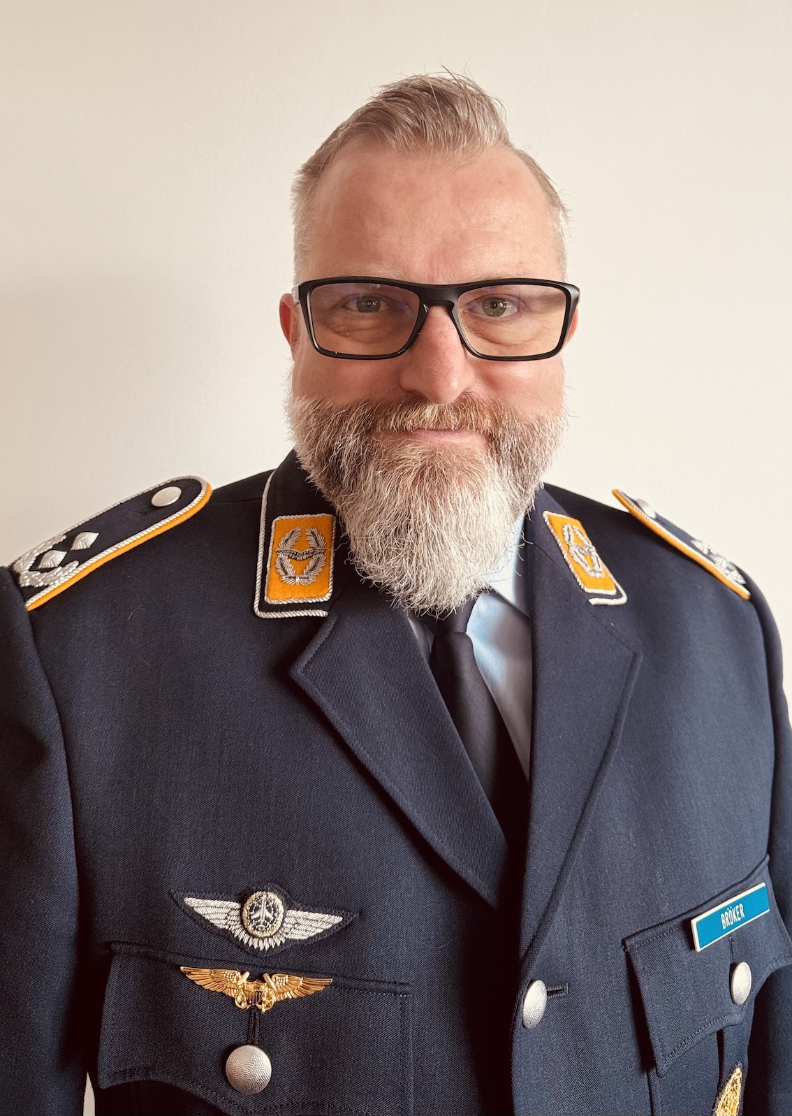 28D165BB 0F32 4083 A15E 61450005FA08 1 201 a